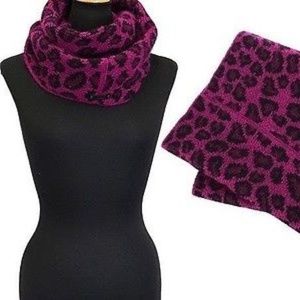 COACH- Cranberry Ocelot Infinity Scarf